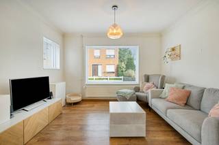 Kom deze woning ontdekken tijdens de bezoekdagen op 09/05 en/of 13/05! Op zoek naar een instapklare woning op een rustige locatie in Beernem? Dit...