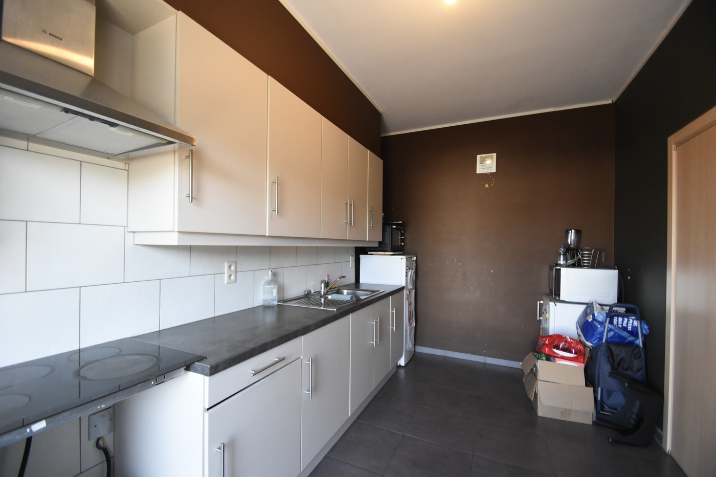 Ruim appartement met terras en garage te huur - foto 5