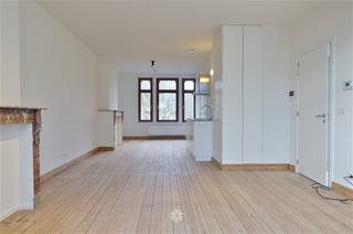GENT - Parklaan 17: Op zoek naar een nieuw appartement te huur in Gent? Dan is dit pand mogelijk iets voor u. De belangrijkste troeven in een...