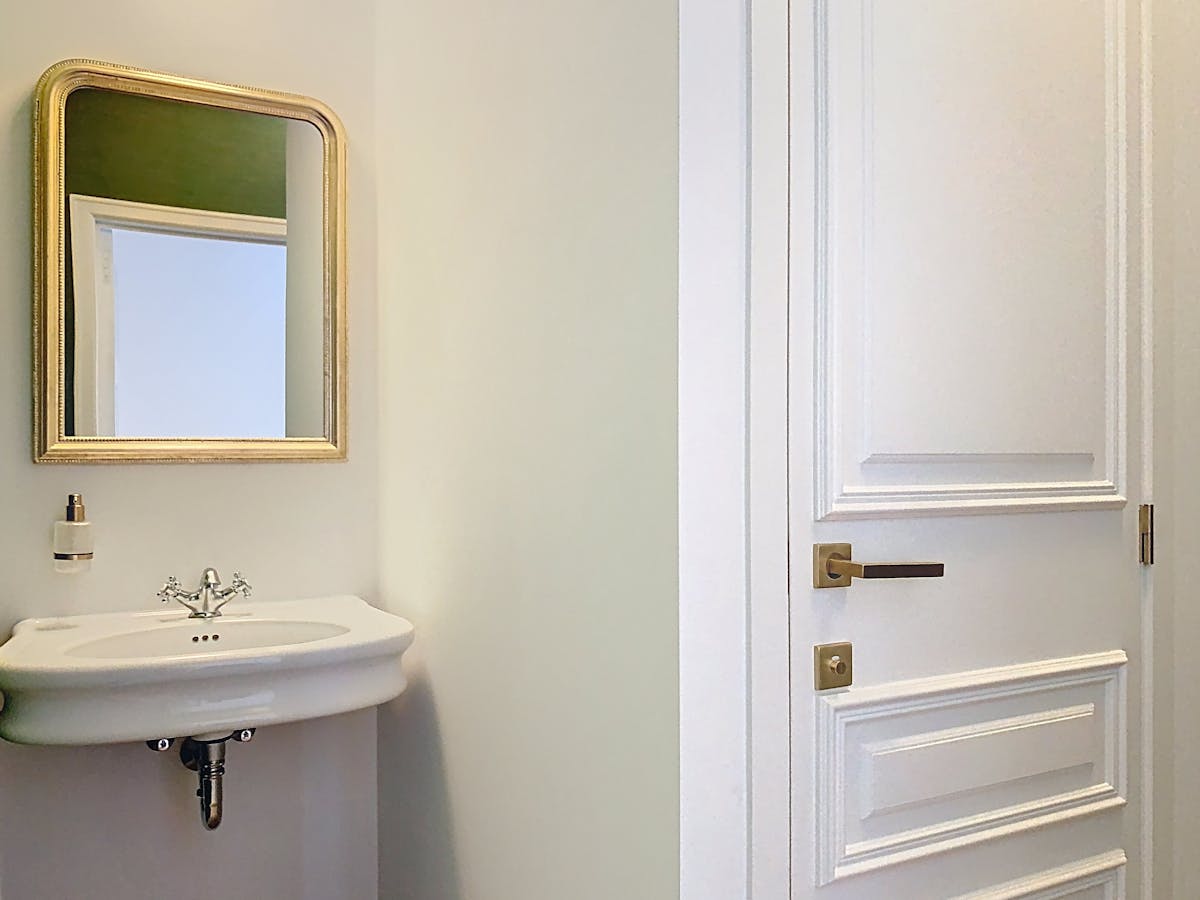 Schaarbeek - Karaktervol kantoorverdieping in herenhuis te huur - foto 4