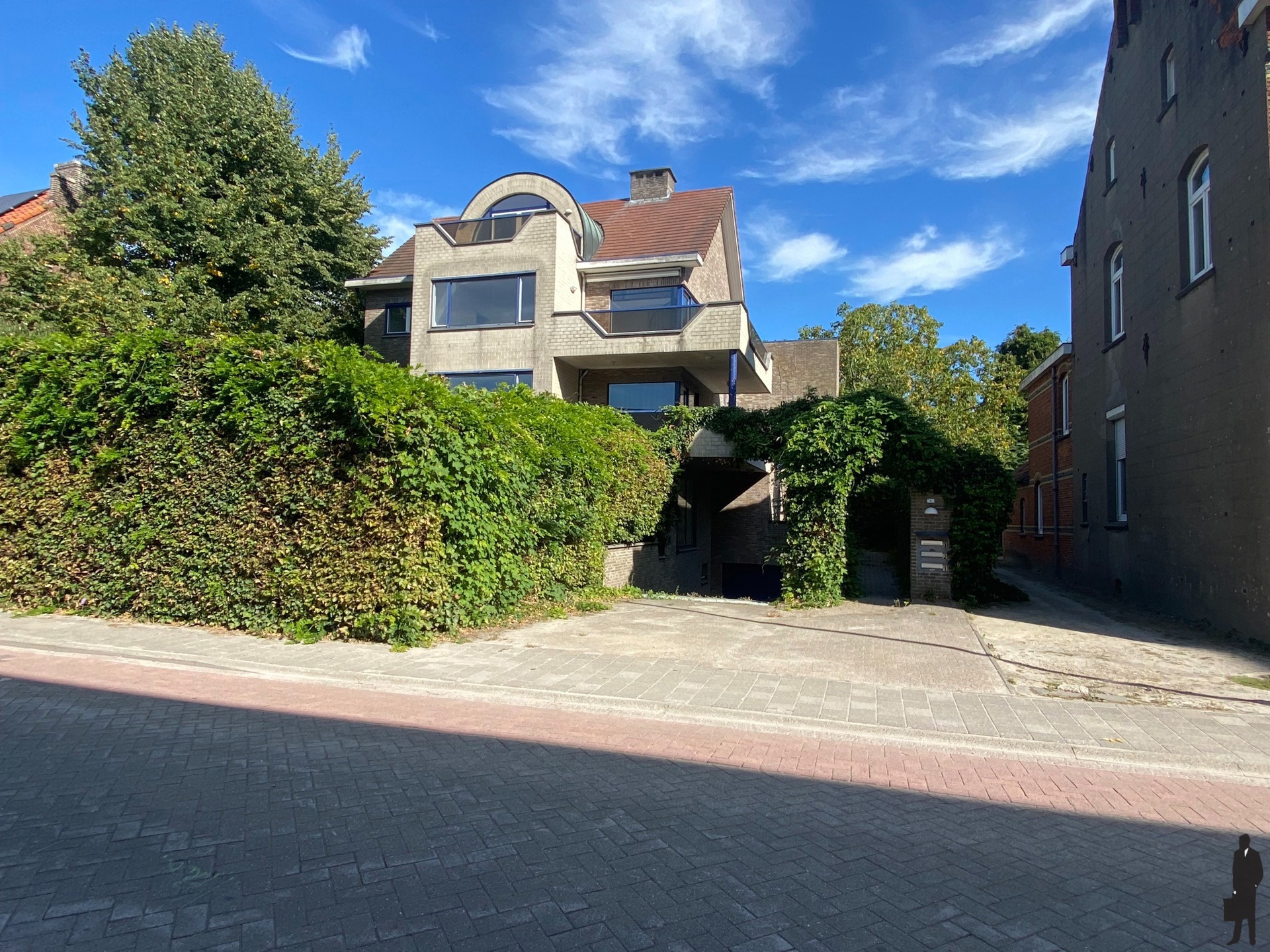 Ruim gelijkvloers 3 slaapkamer appartement nabij het centrum van Baarle -Hertog. - foto 1