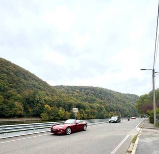 Terrain à projet de PREMIER CHOIX avec vue et situé au bord de la Meuse, d’une superficie de 1.820 m², dans le charmant village de Waulsort.Idéal...
