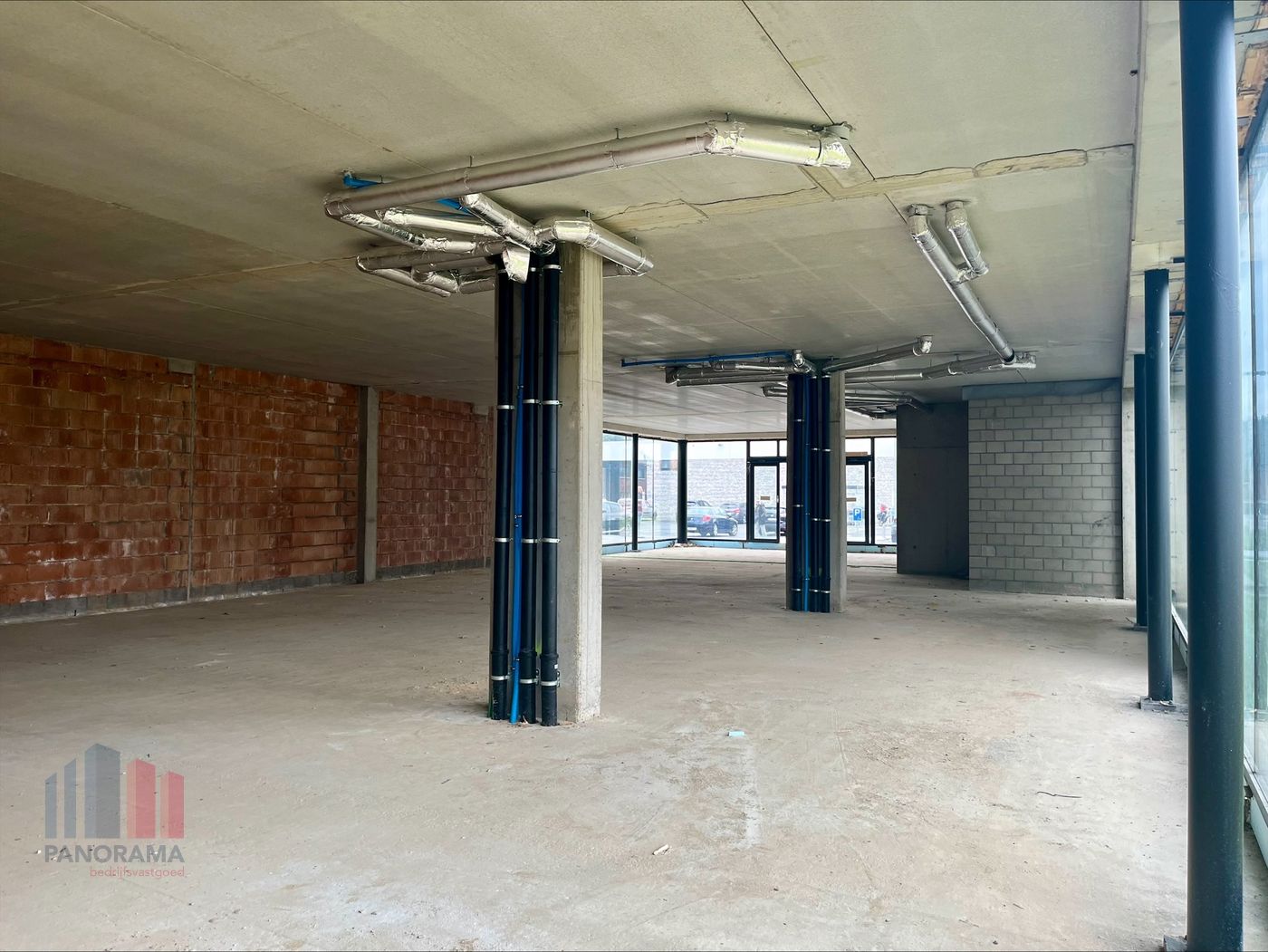 374 m² NIEUWBOUW HANDELSPAND LANGS OLMENSESTEENWEG TE KOOP - foto 2