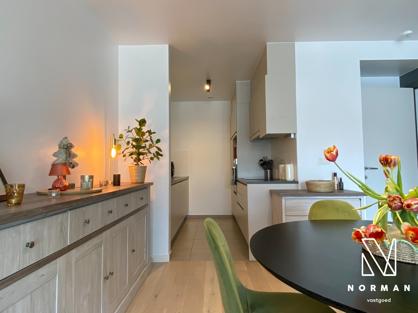 Recent 2-slaapkamer appartement nabij centrum van Harelbeke te huur - foto 3