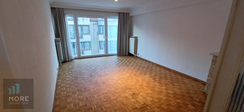 Appartement op een tweede verdieping vlakbij de Dumortierlaan - foto 3