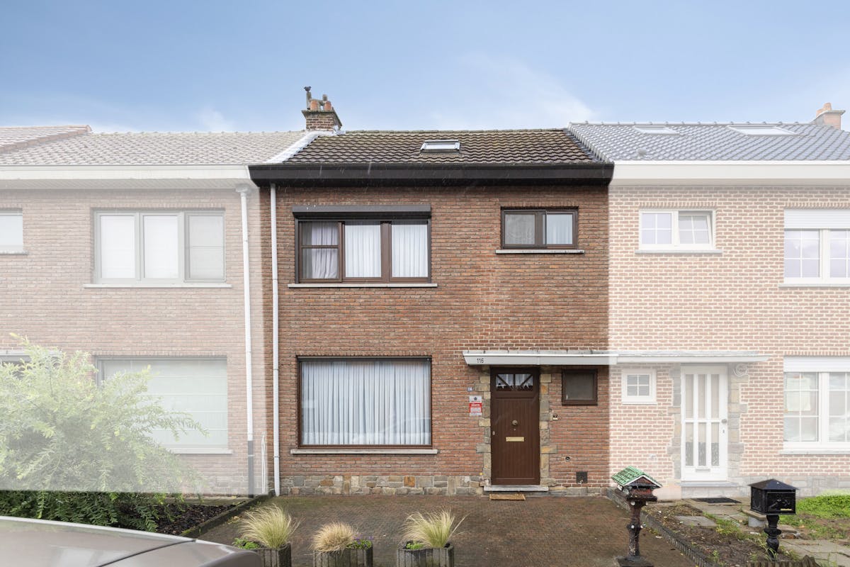 Ruime rijwoning met garage te Willebroek - foto 1