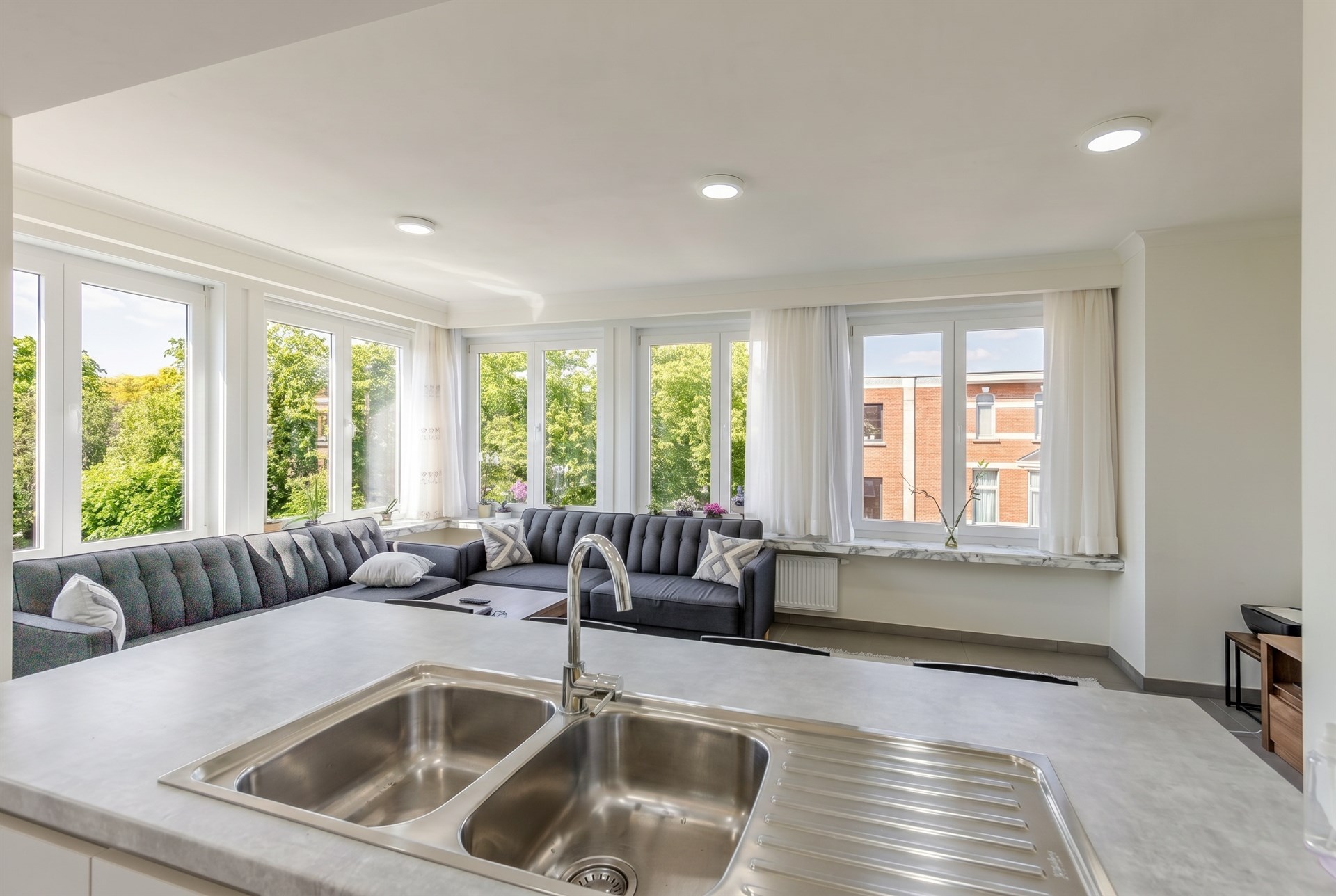 Ruim appartement met 2 slaapkamers in Sint-Niklaas - foto 4