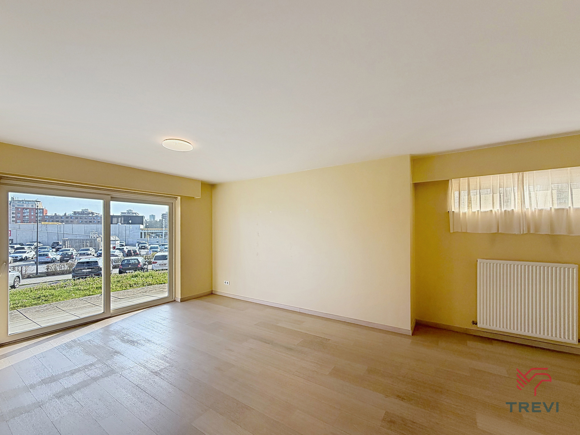 Ruim appartement met 1 slaapkamer  - foto 3