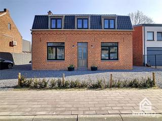 PLUSPUNTEN:+ woonoppervlakte: 173 m²+ perceel oppervlakte: 1029 m²+ grote garage: 135 m²+ 4 slaapkamers+ energiezuinig+ veel lichtinval+ beschikbaar:...