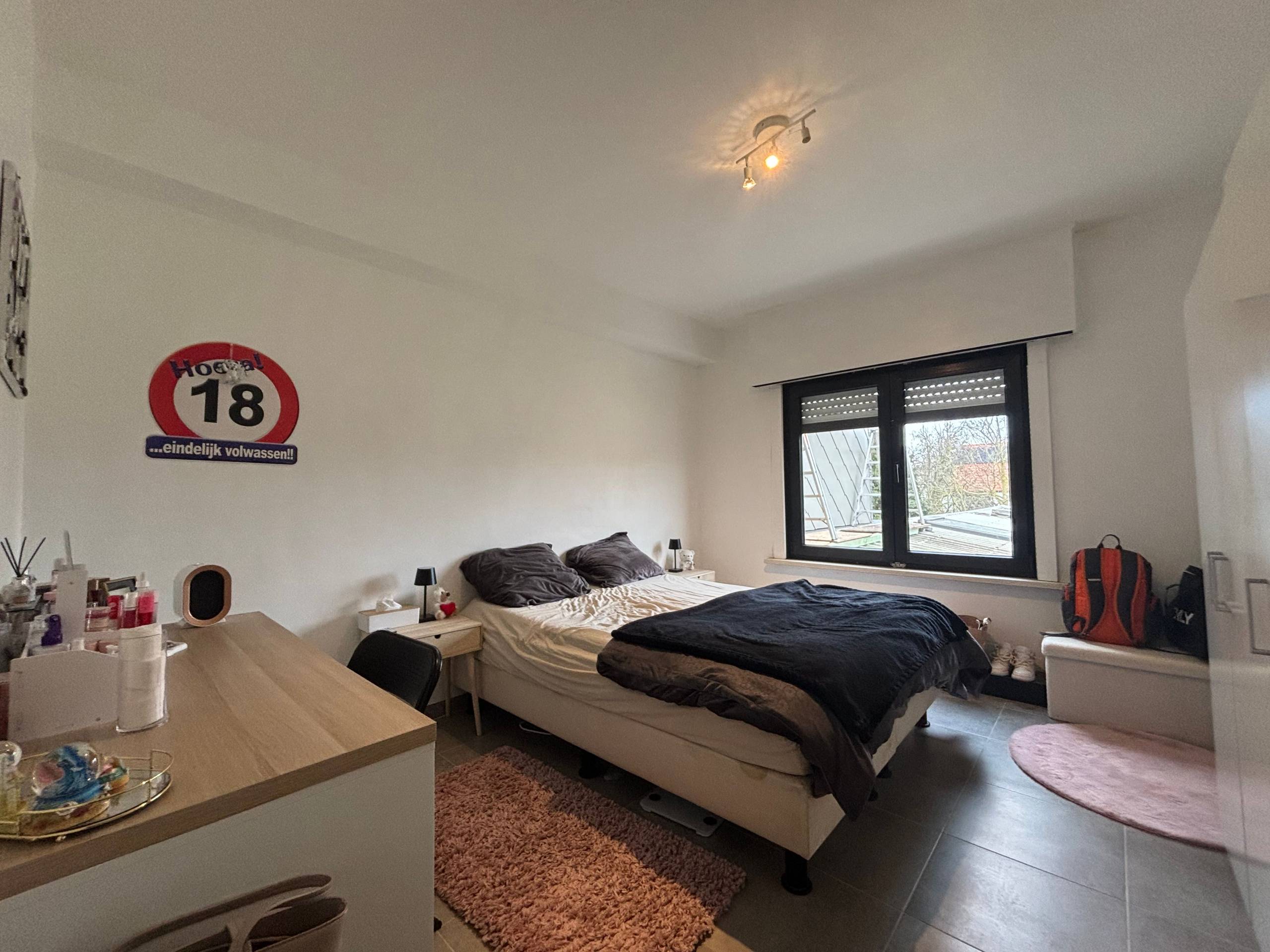 Gerenoveerd tweeslaapkamerappartement te Blankenberge - foto 3