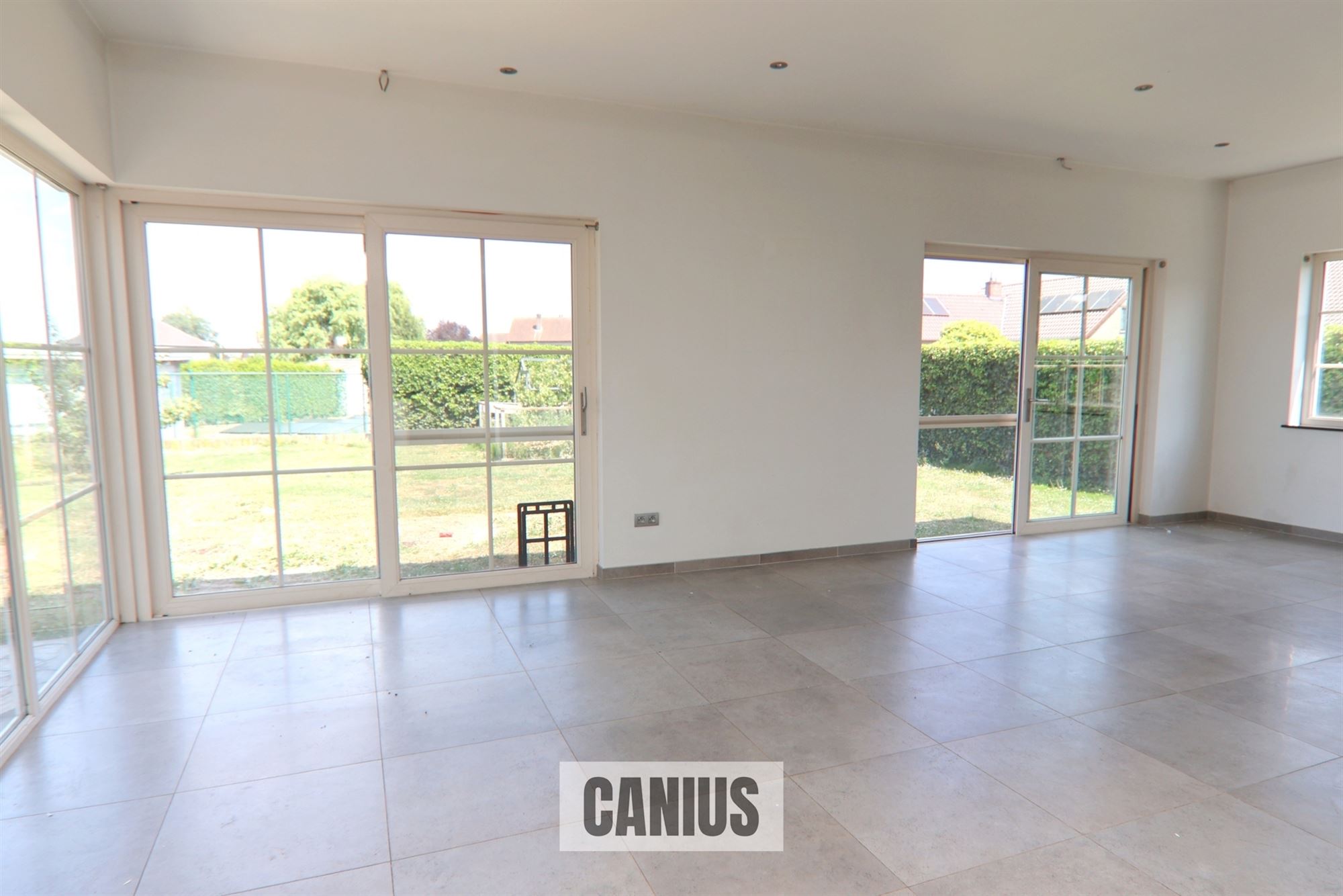 LANDELIJKE WONING MET 3 SLKS, DRESSING &amp; TUIN - foto 4