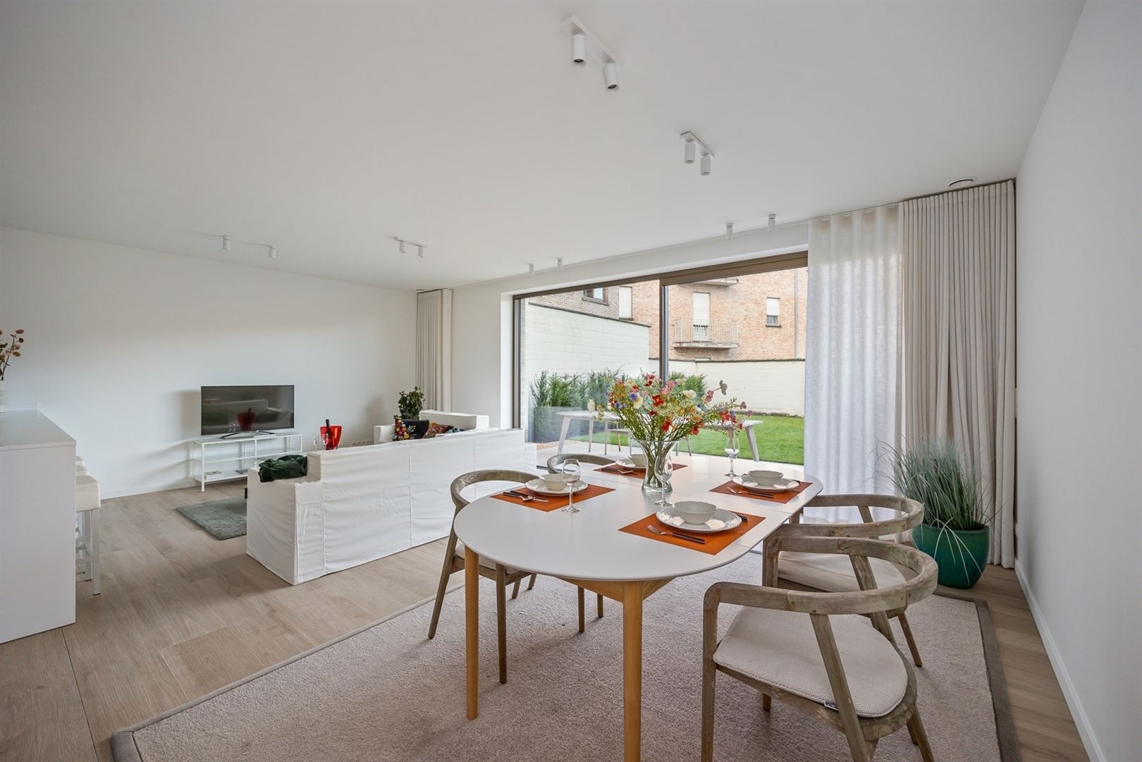 Apartment for rent in Brasschaat with 2 bedrooms - photo 3