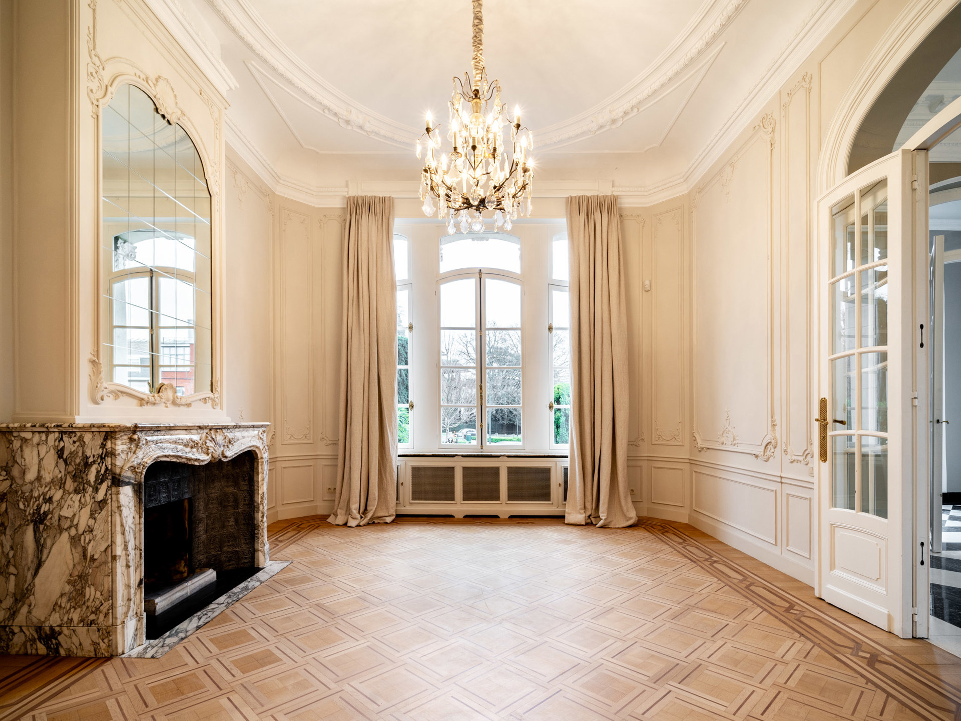 House for rent in Woluwe-Saint-Pierre with 5 bedrooms - photo 4