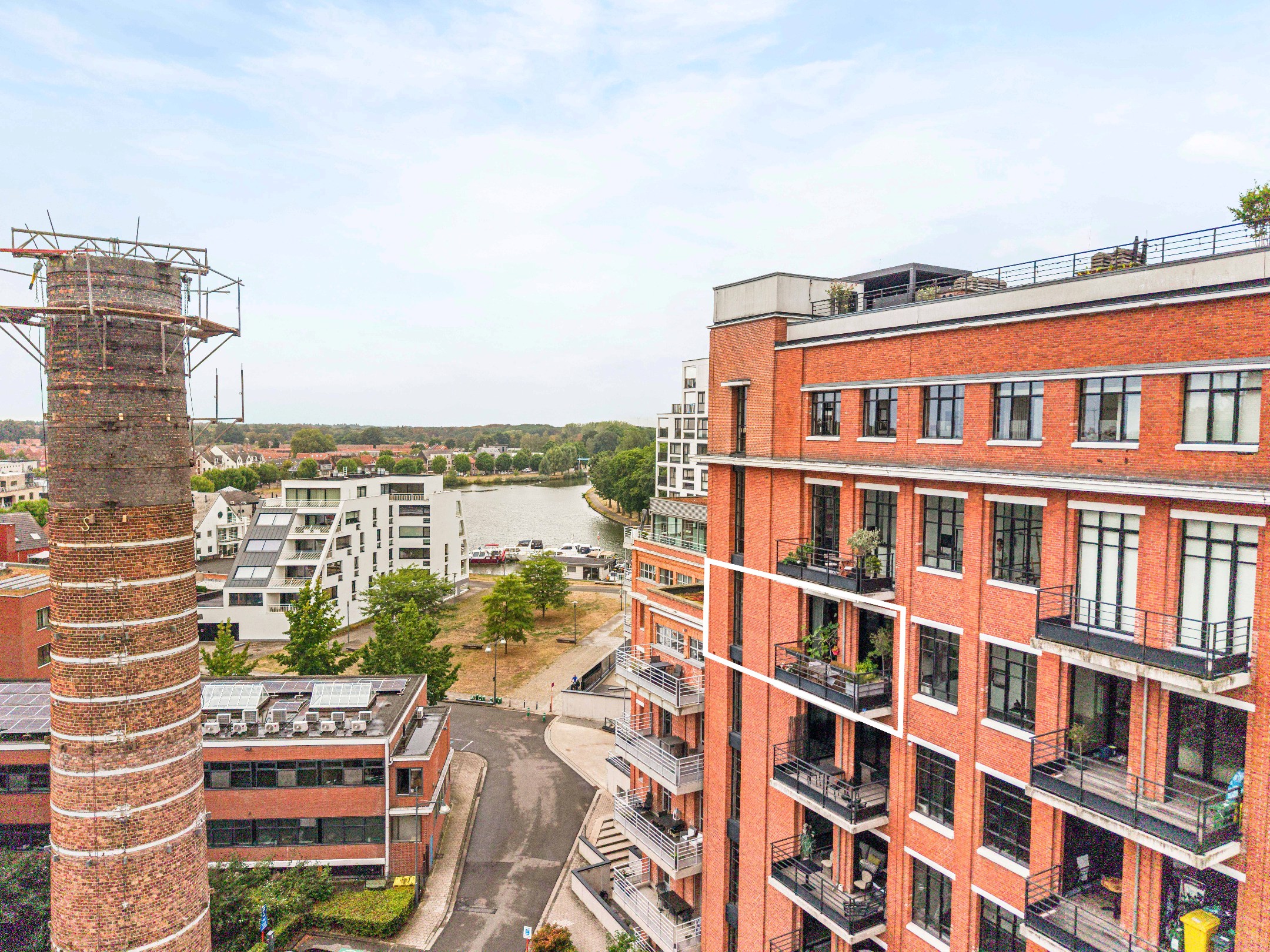 Karaktervolle fabrieksloft van ca. 102 m² met zuidgericht terras - foto 1