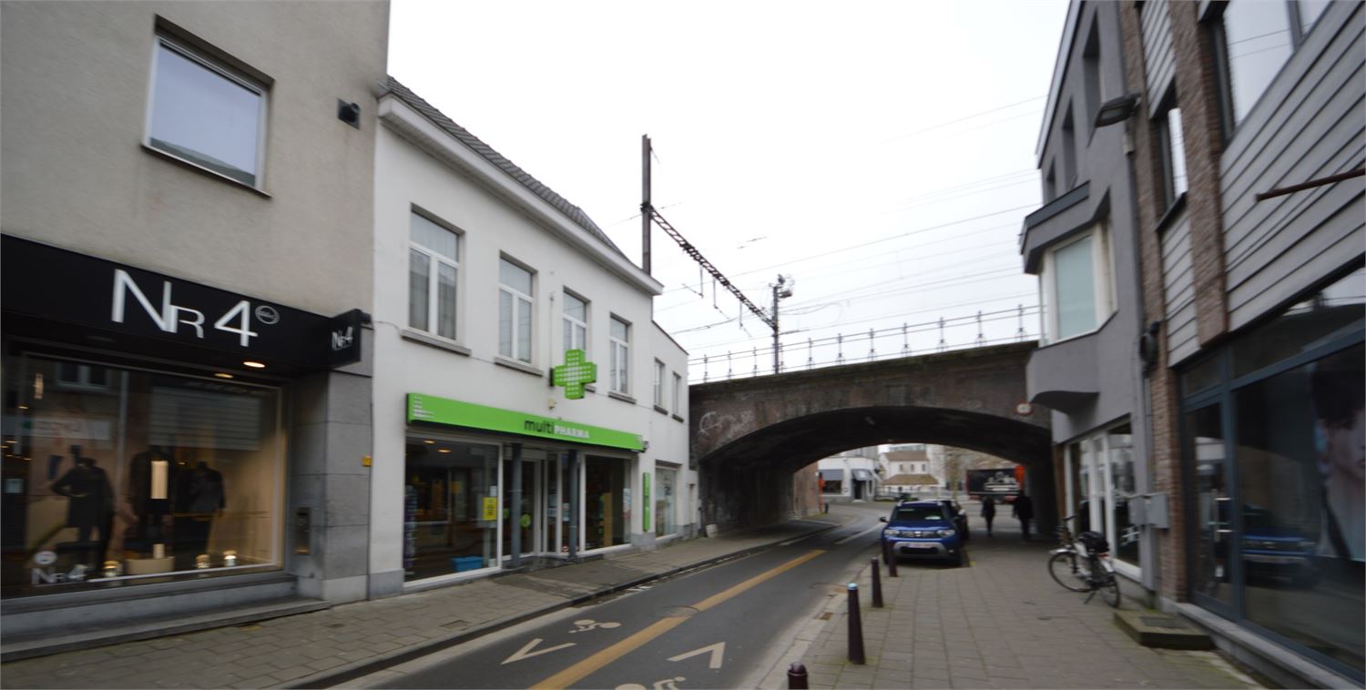 UNIEKE COMMERCIËLE OPP. 630 M2 MET PARKING NAAST ZEEMAN EN MULTIPHARMA - foto 5