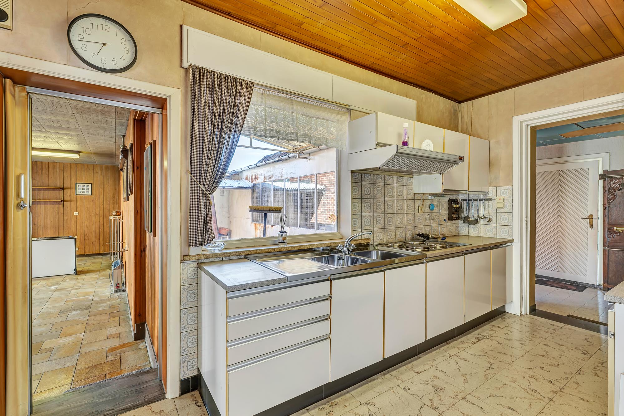 Ruime woning met tal van mogelijkheden in centrum Erpe-Mere - foto 5