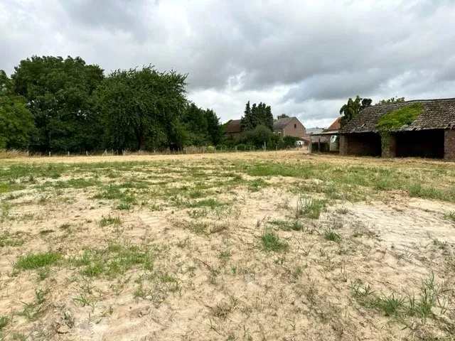 Uniek stuk bouwgrond  met 33 m perceelbreedte op bouwlijn!  16 a 54 ca. - foto 4