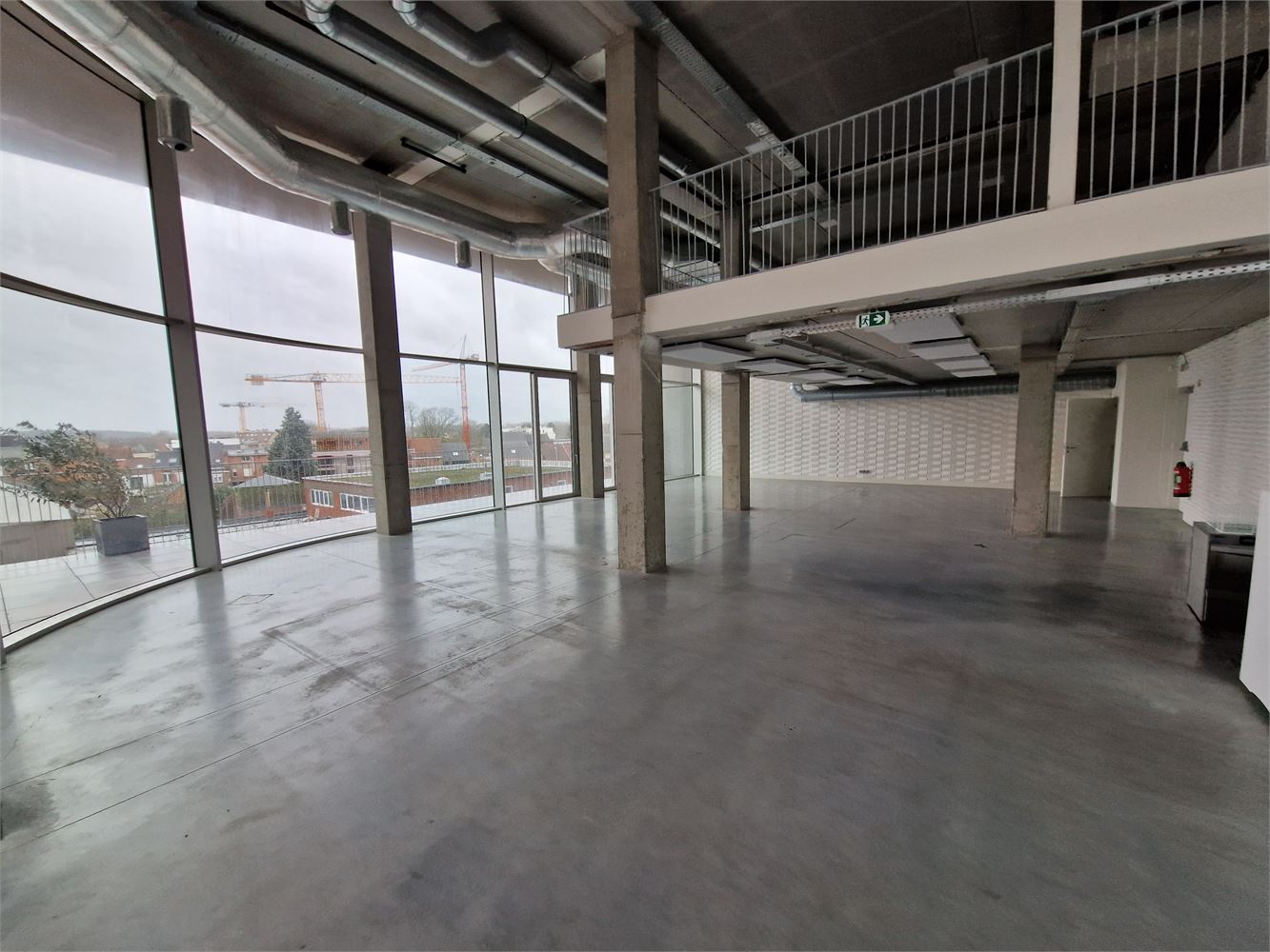 RECENTE COMMERCIËLE UNITS NABIJ ALBERT HEIJN - foto 3