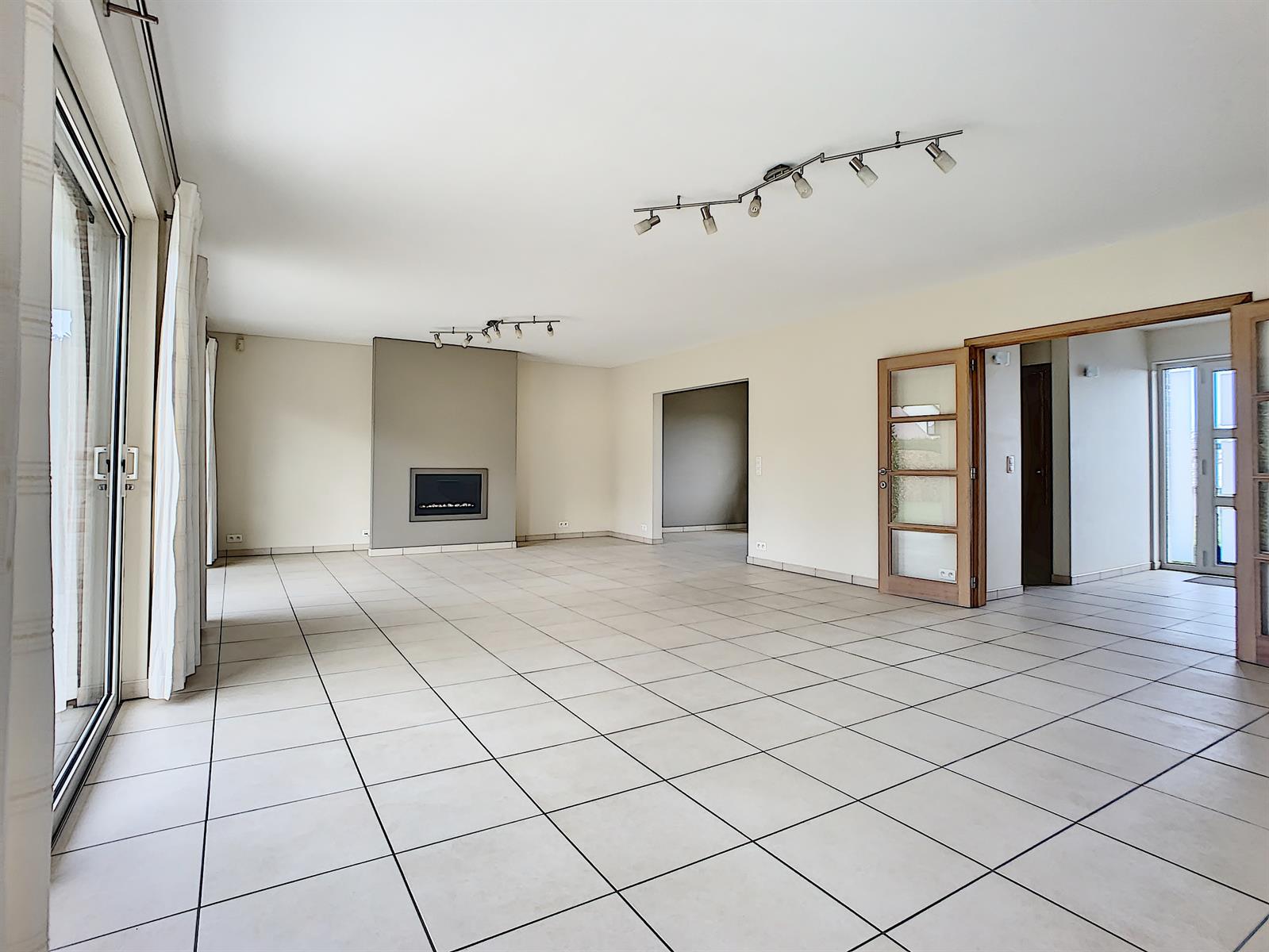 Huis te huur in Hoeilaart met 4 slaapkamers - foto 3