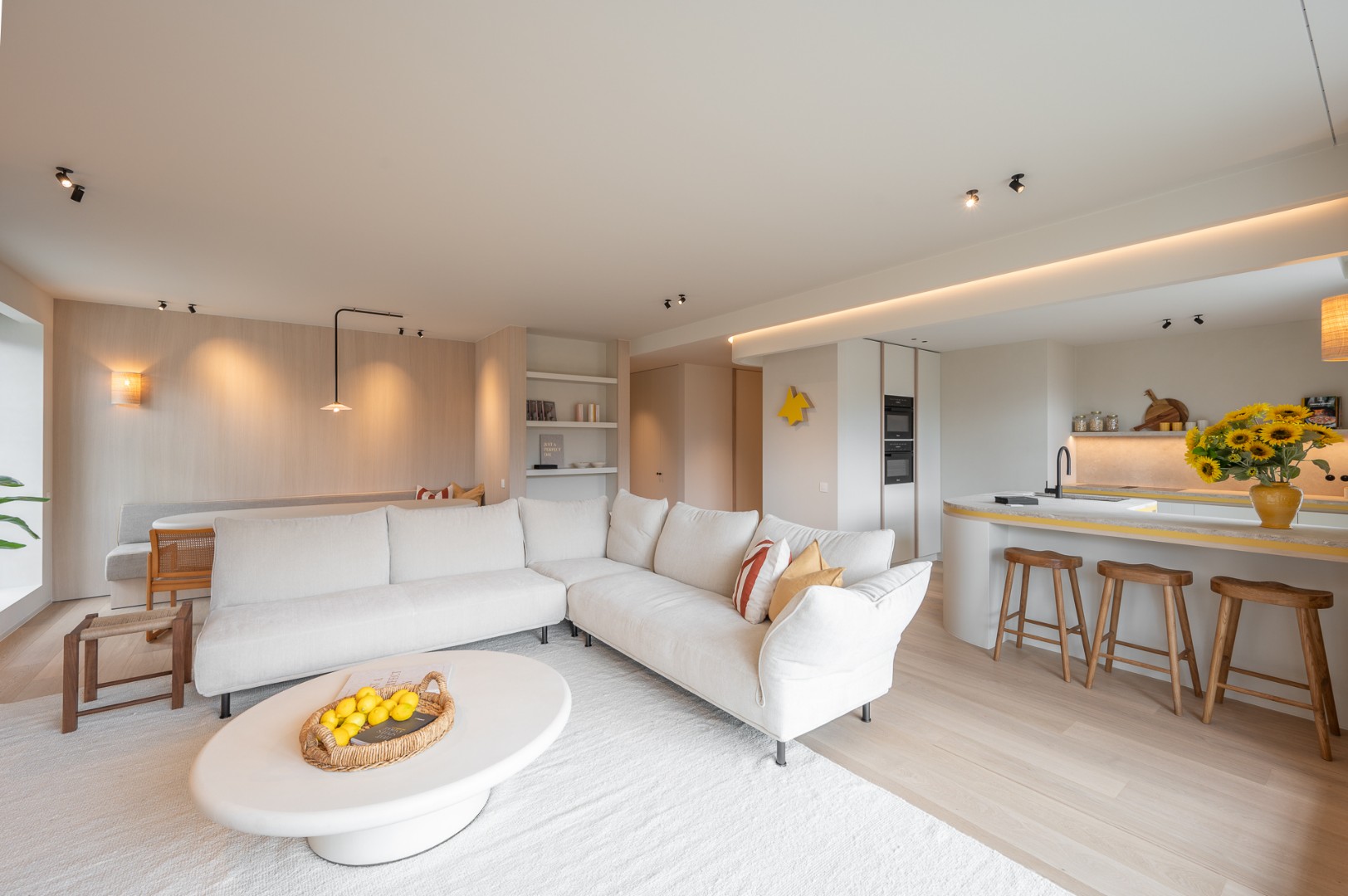 Uiterst kwalitatief gerenoveerd appartement in domein Tennis Gardens, genietend van prachtige zichten - foto 5