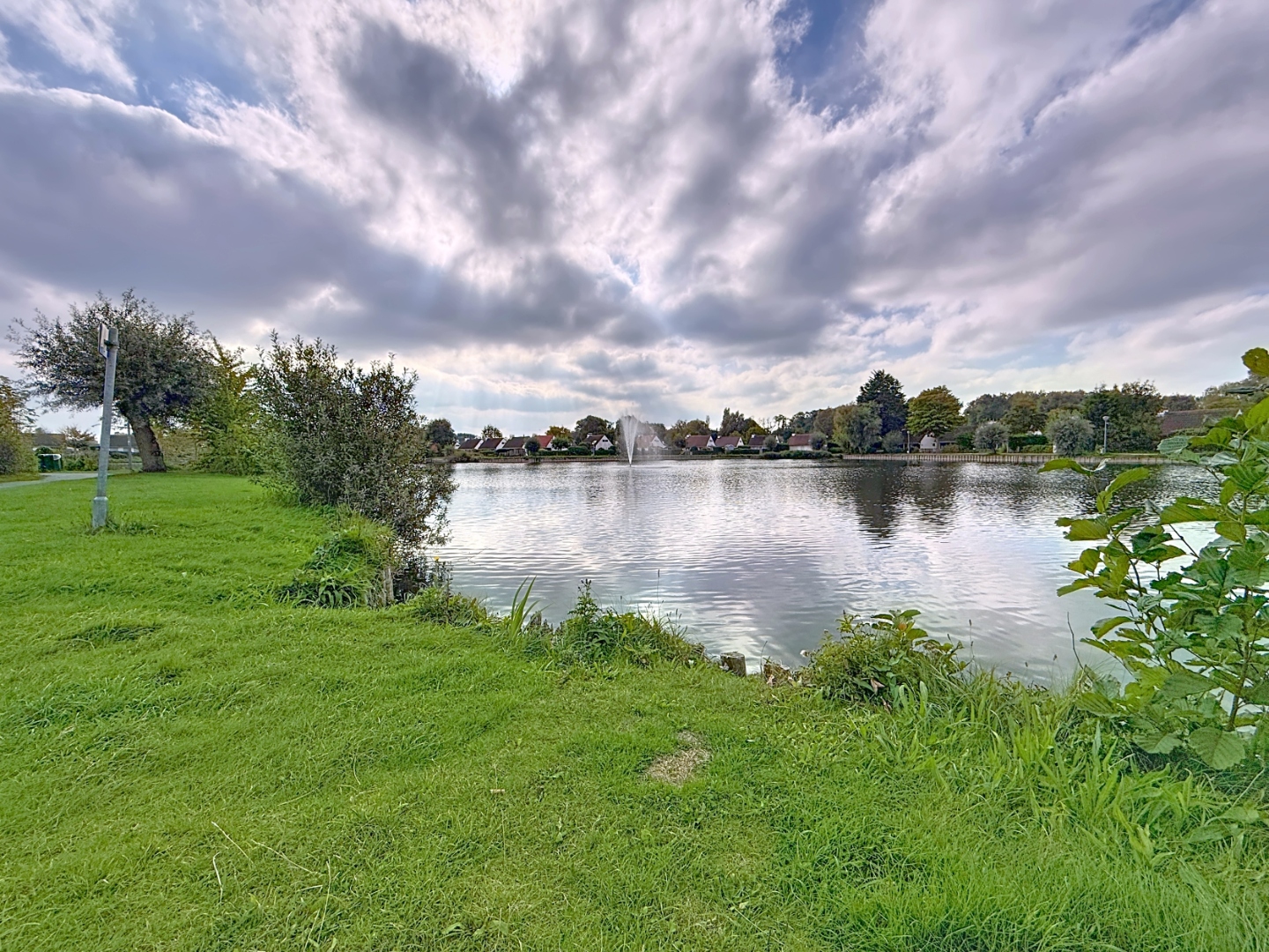 Vakantiewoning met parking en garage nabij zee & duinen - foto 1