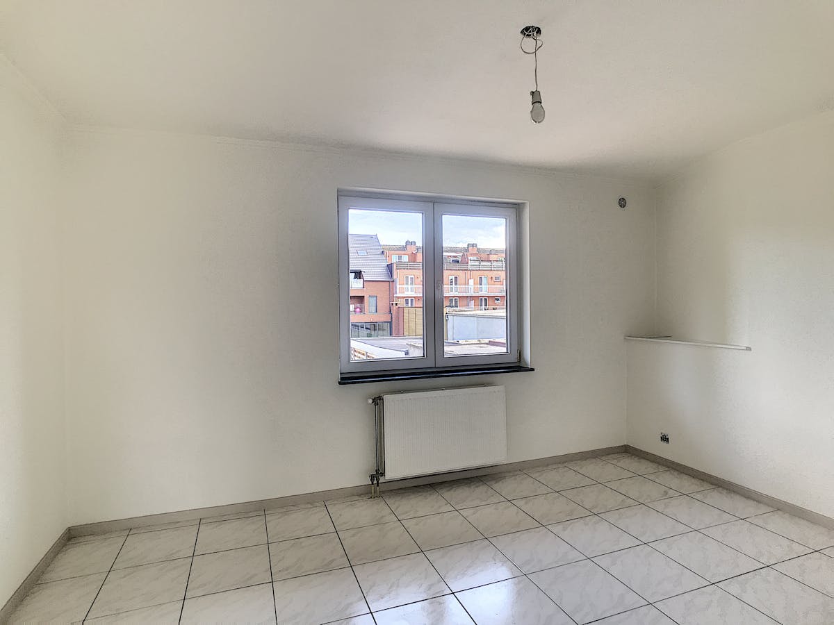 Ruim appartement met twee slaapkamers te huur in Essen - foto 5