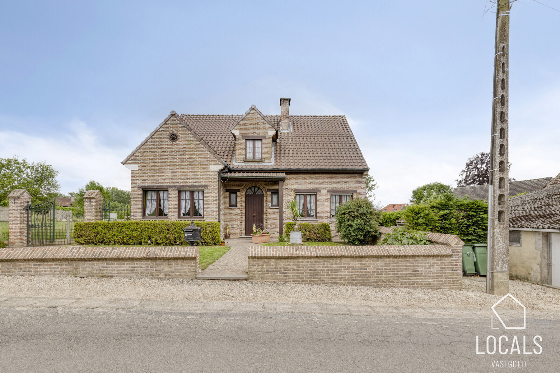 Zeer goed onderhouden ruime open bebouwing te Kerksken - foto 1