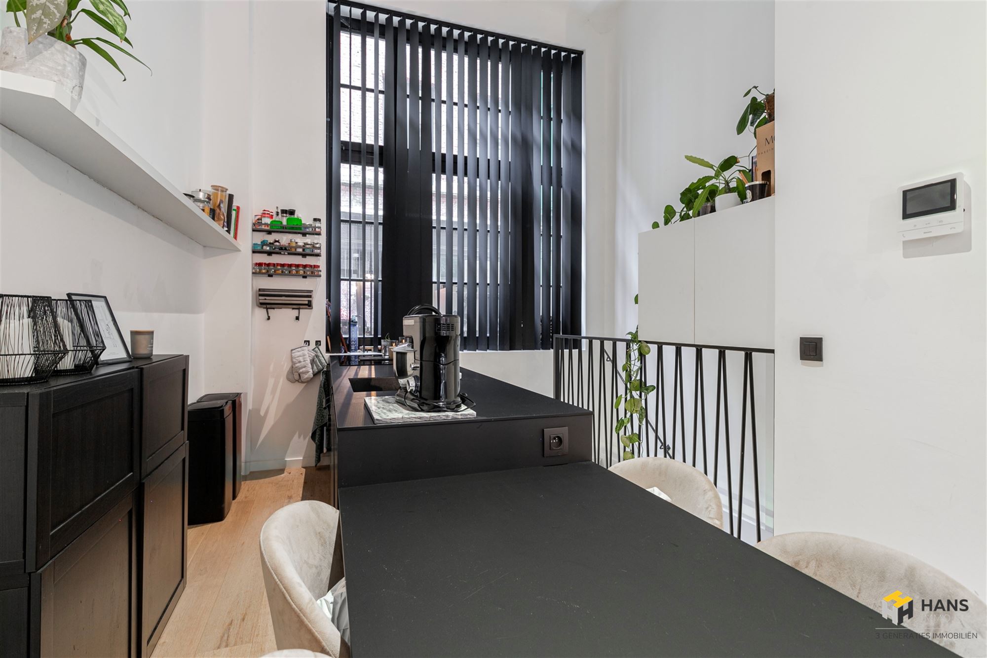 Turnkey duplex apartment (70m²) with 2 bedrooms and outdoor space in Antwerp (2000) - photo 4