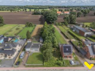 De grond is gelegen te Tessenderlo.Het is een rustige plek met een mix van landelijke en residentiële gebieden en vlakbij voorzieningen zoals...