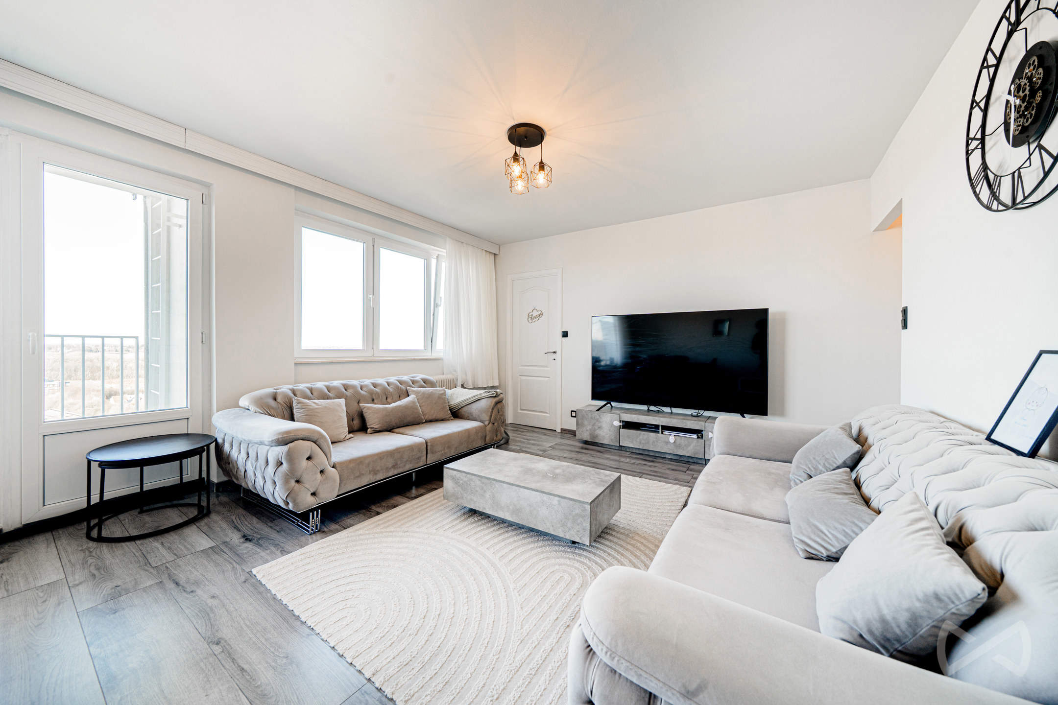Licht appartement, 3 slaapkamers en een prachtig uitzicht! - foto 2