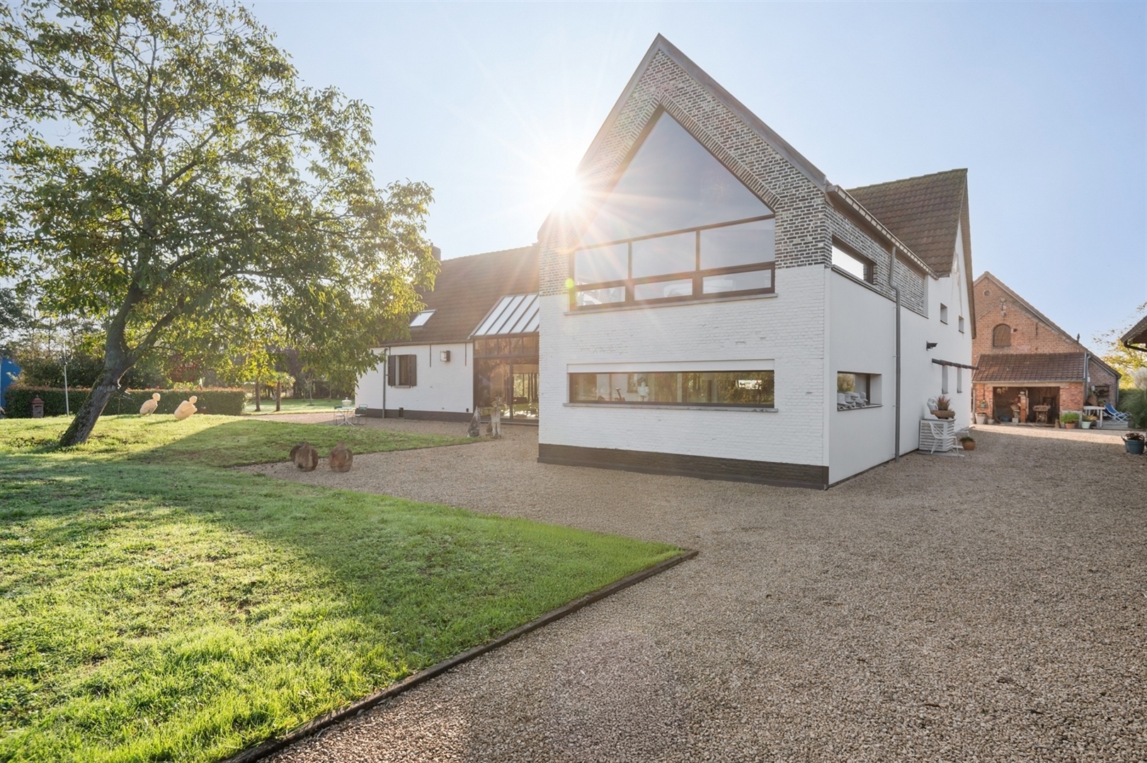 Boechout ∣ Uniek domein bestaande uit hoeve, schuur en stallen - foto 4