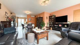 Bij ImmoFusion 7/7 “open huis” : klik op onze 3D-TOUR.Dit instapklare gelijkvloers appartement, gelegen in de Genenbemdestraat 2B te Tessenderlo,...