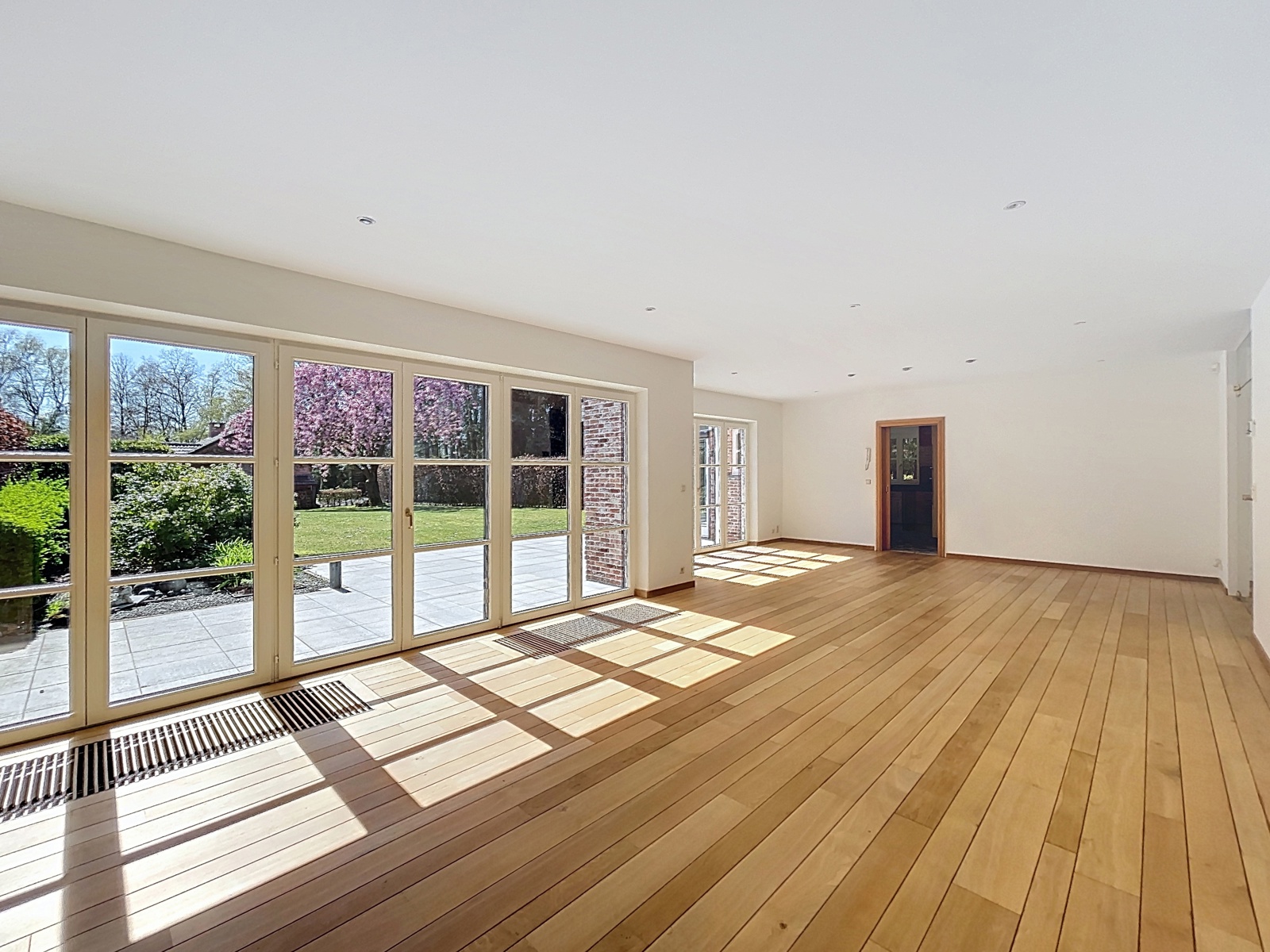 Residentieel gelegen villa aan het Albertkanaal - foto 5