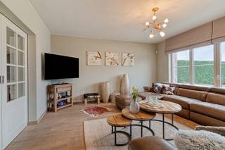 Deze instapklare woning is gelegen in een bijzonder rustige buurt, op wandelafstand van het centrum van Dessel, op slechts tien minuten van de...