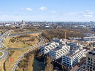 Dit uitzonderlijk kantoorgebouw van 2578 m² maakt deel uit van het hoogwaardig kantorencomplex "Atmos", bestaande uit vijf...