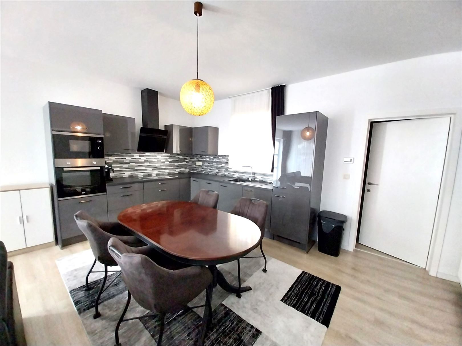 TE HUUR: Gemeubeld appartement met 1 slaapkamer! - foto 5