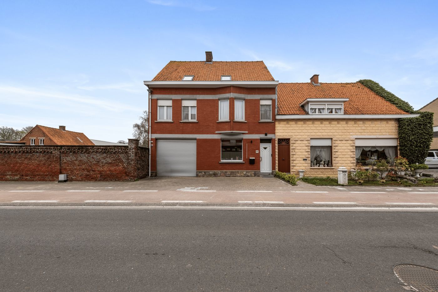 Ruime (handels)woning te Roeselare - photo 1