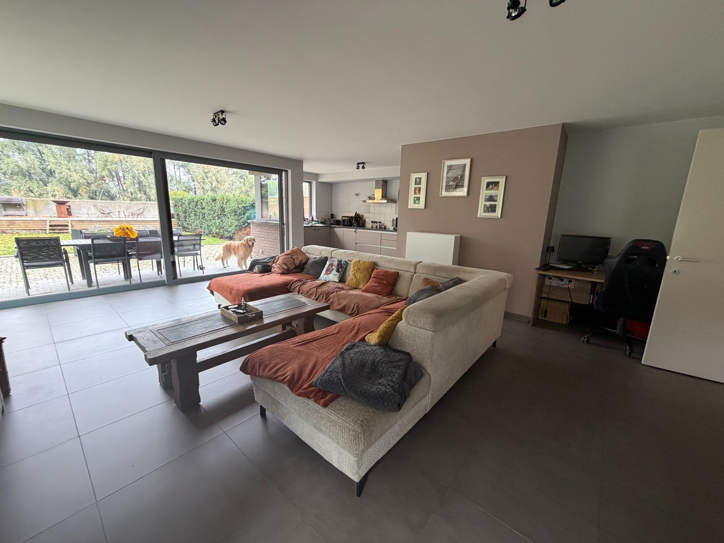 Mooi afgewerkt gelijkvloersappartement van ca 129m2 nabij het centrum! - foto 4