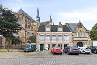 [[ DIT PAND NEEMT DEEL AAN DE ERA OPEN HUIZEN DAG OP 6/12 VAN 14:30 TOT 15:30 ]] ong&gt;Handelspand met woonst te koop in centrum Veurne Dit...