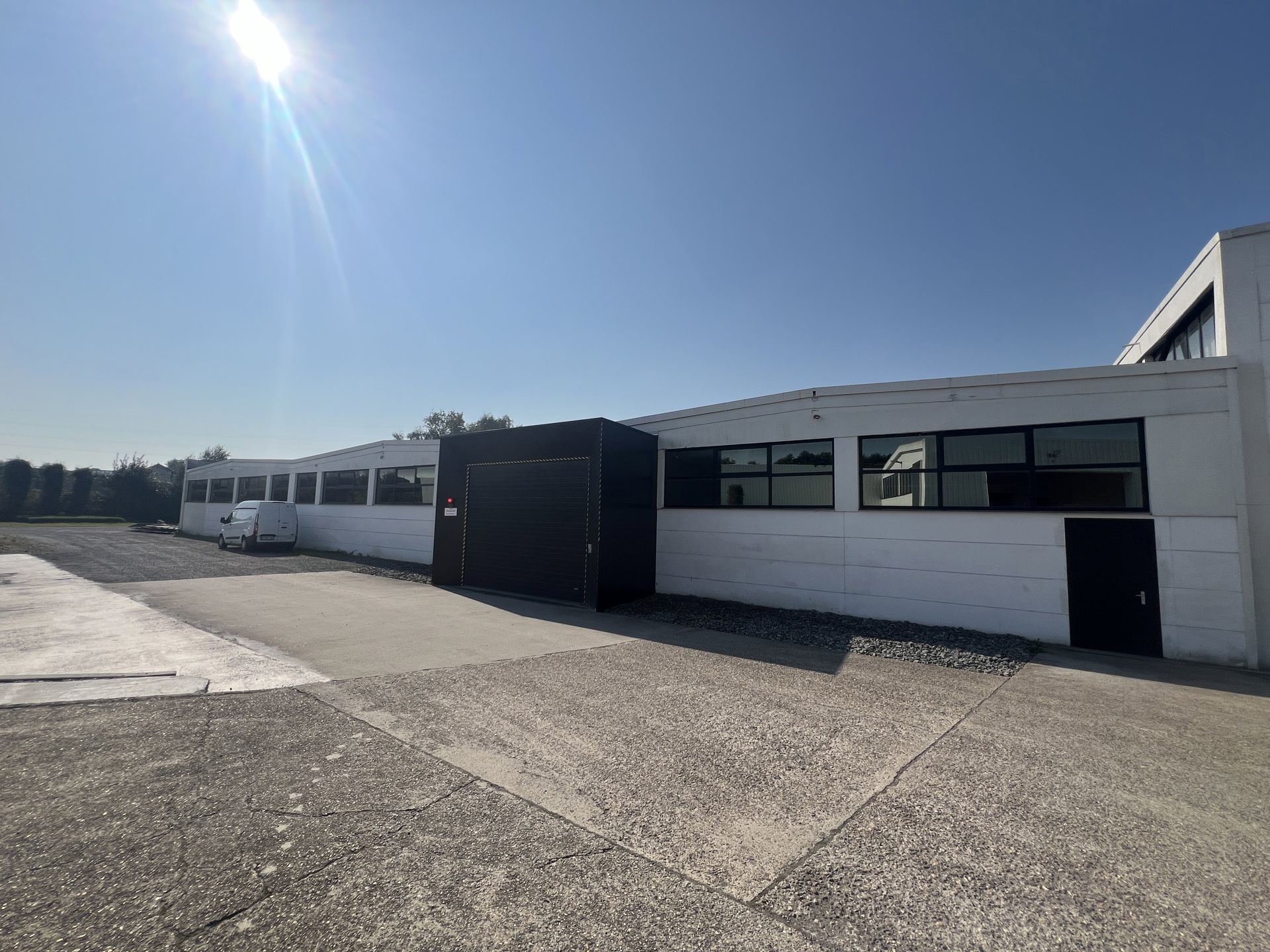 MULTIFUNCTIONEEL BEDRIJFSGEBOUW - foto 4