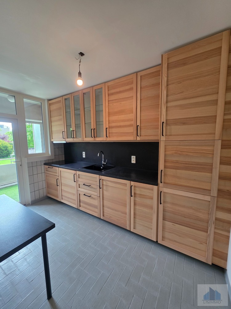 Appartement à louer à Maaseik avec 3 chambres - photo 4