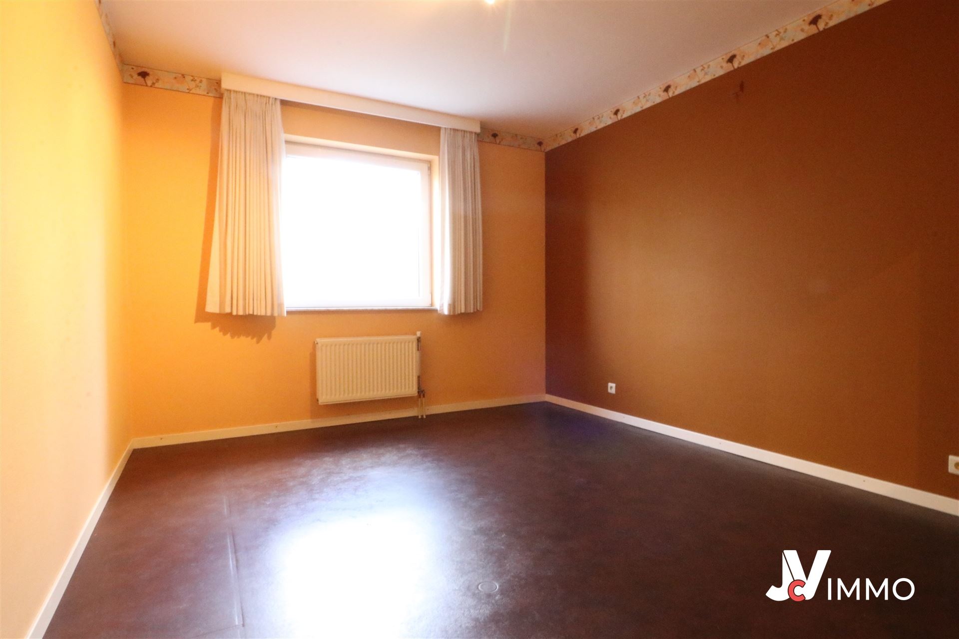 Apartment - photo 4