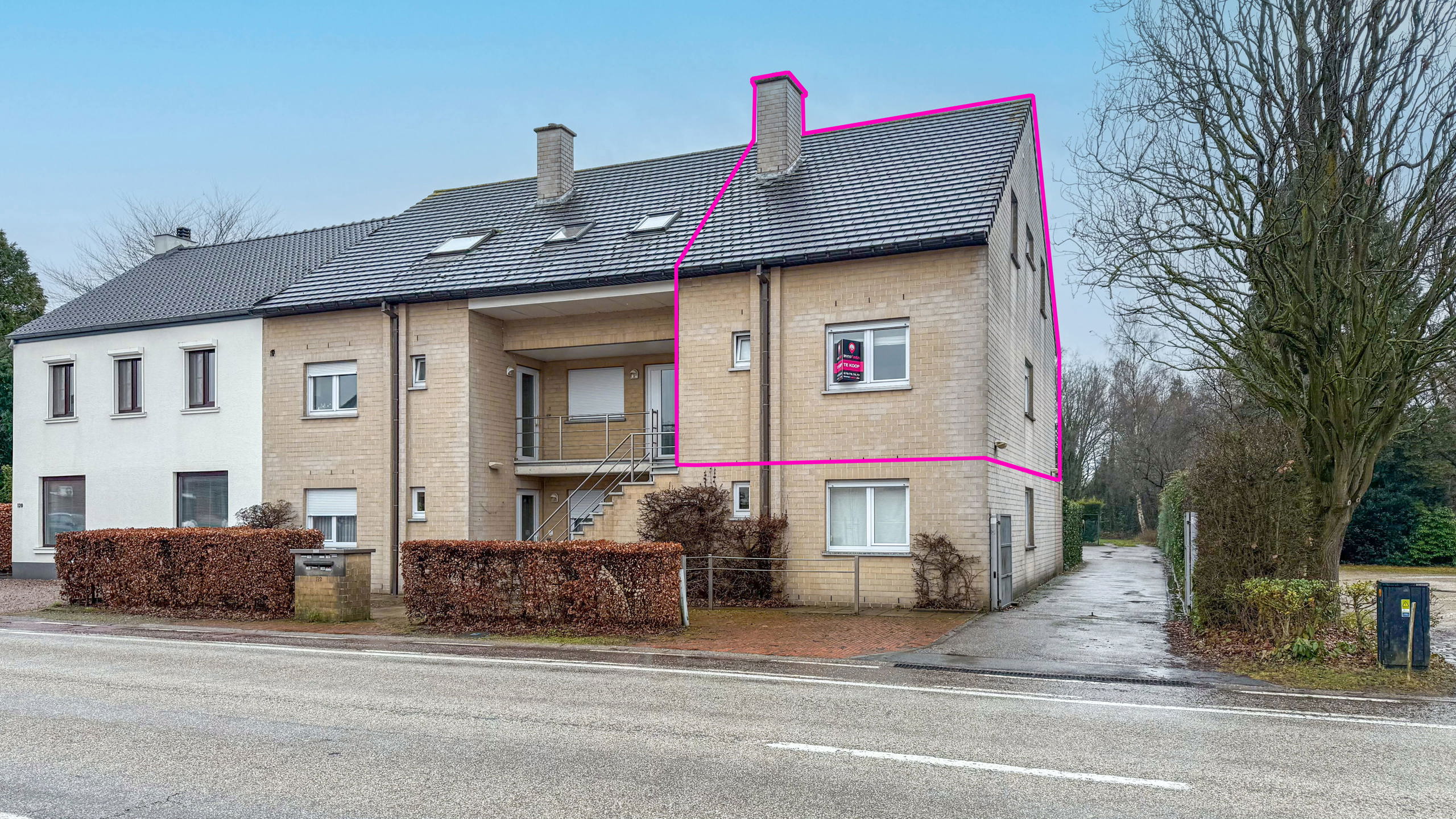 Gezellig duplex appartement met terras en garagebox in HZ! - foto 1