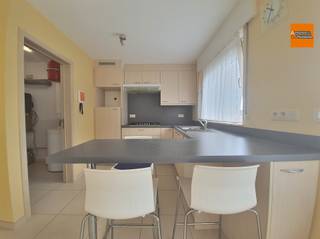 Vous êtes à la recherche d’un appartement prêt à emménager, situé dans un quartier calme mais central ?Ce charmant appartement au deuxième étage d’un...