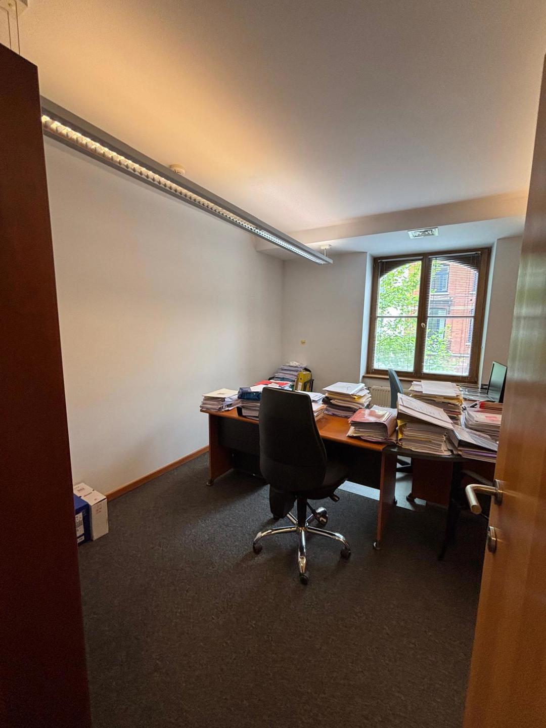 Commercial for rent in Ixelles - photo 5
