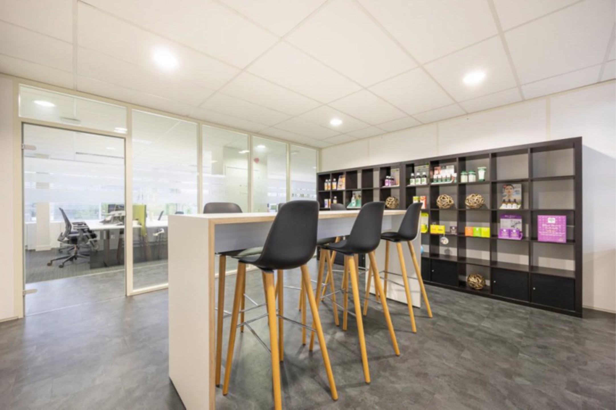 Te Huur: West Port Business C– Kantoorruimte 434m²  Zuid +1 - foto 5