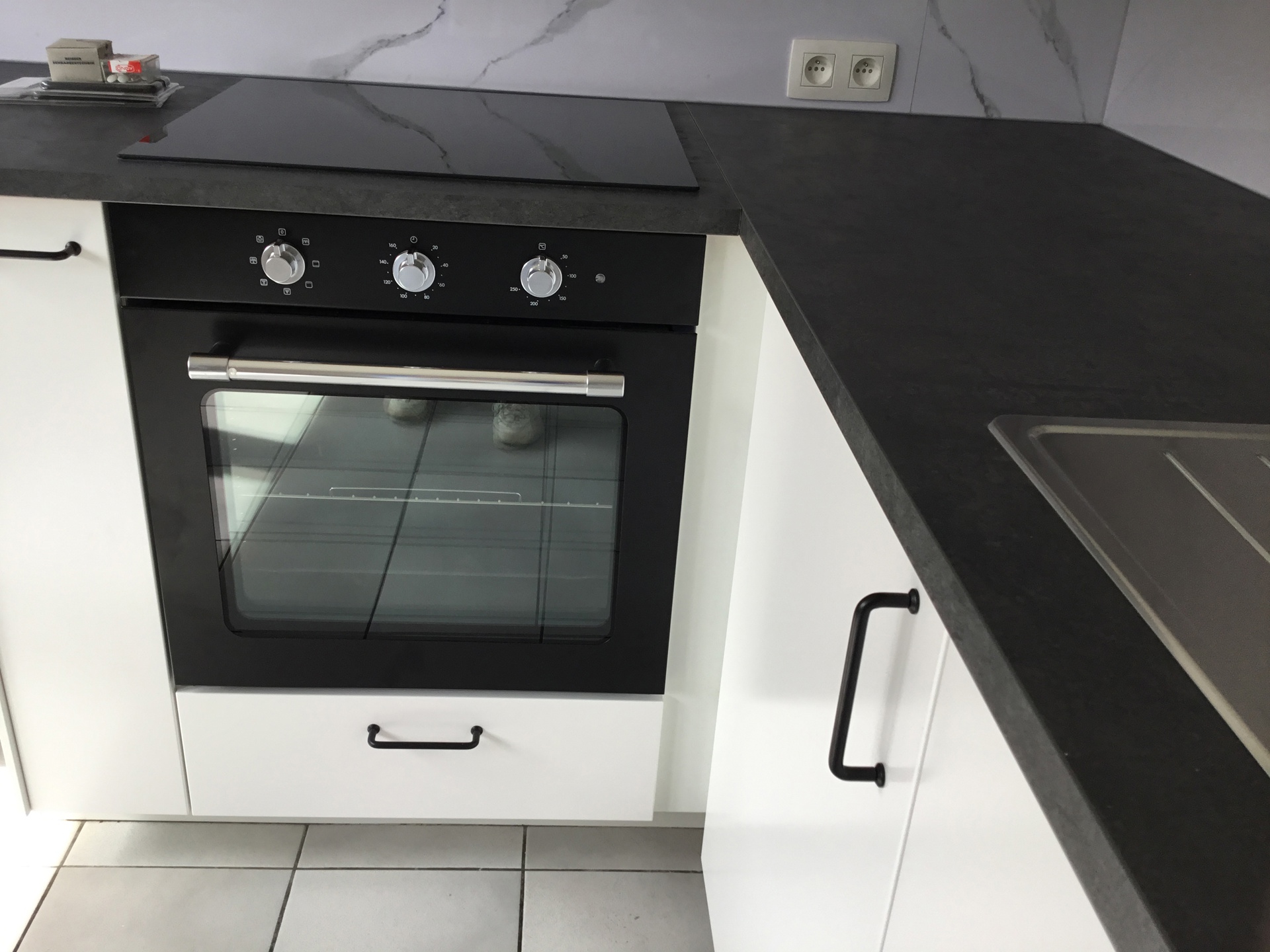 Appartement te huur in Maasmechelen met 2 slaapkamers - foto 4