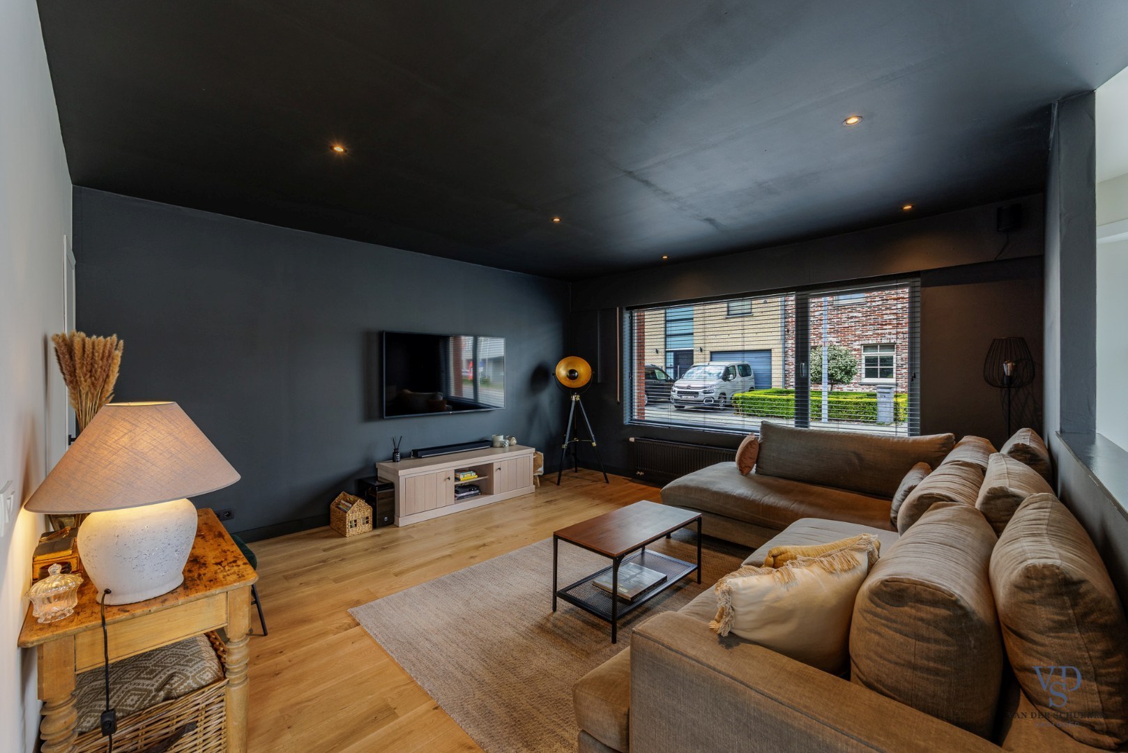 Stijlvol gerenoveerde woning. - foto 4