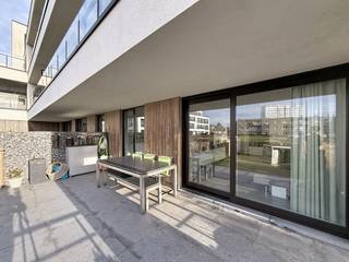 Dit instapklare gelijkvloerse appartement is gelegen in de recente Residentie Duinenzicht te Bredene, op wandelafstand van de zee, het strand en...
