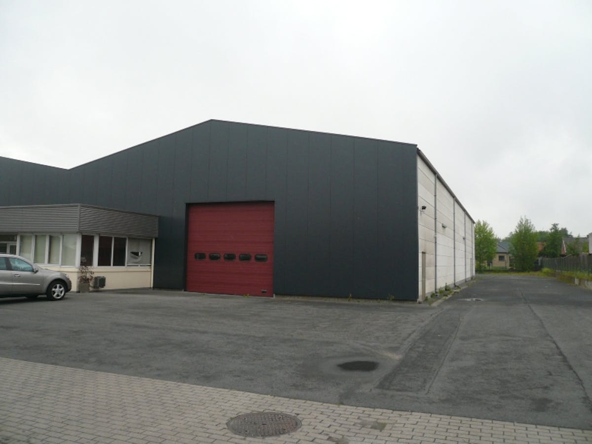 Bâtiment industriel de 2 100 m² dans la zone industrielle de Meulebeke - photo 4